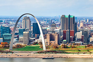saint louis skyline with arch